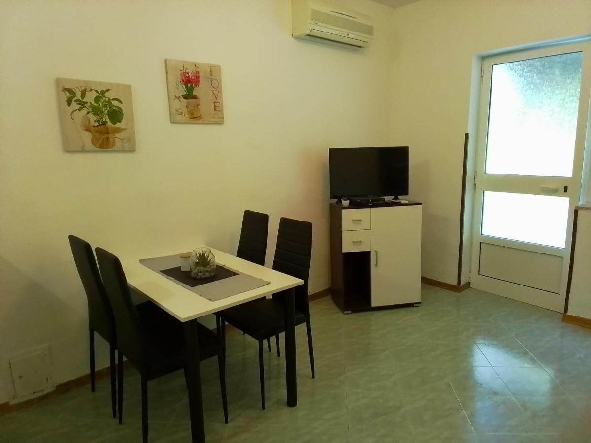 Apartman Leni Porec Exterior photo